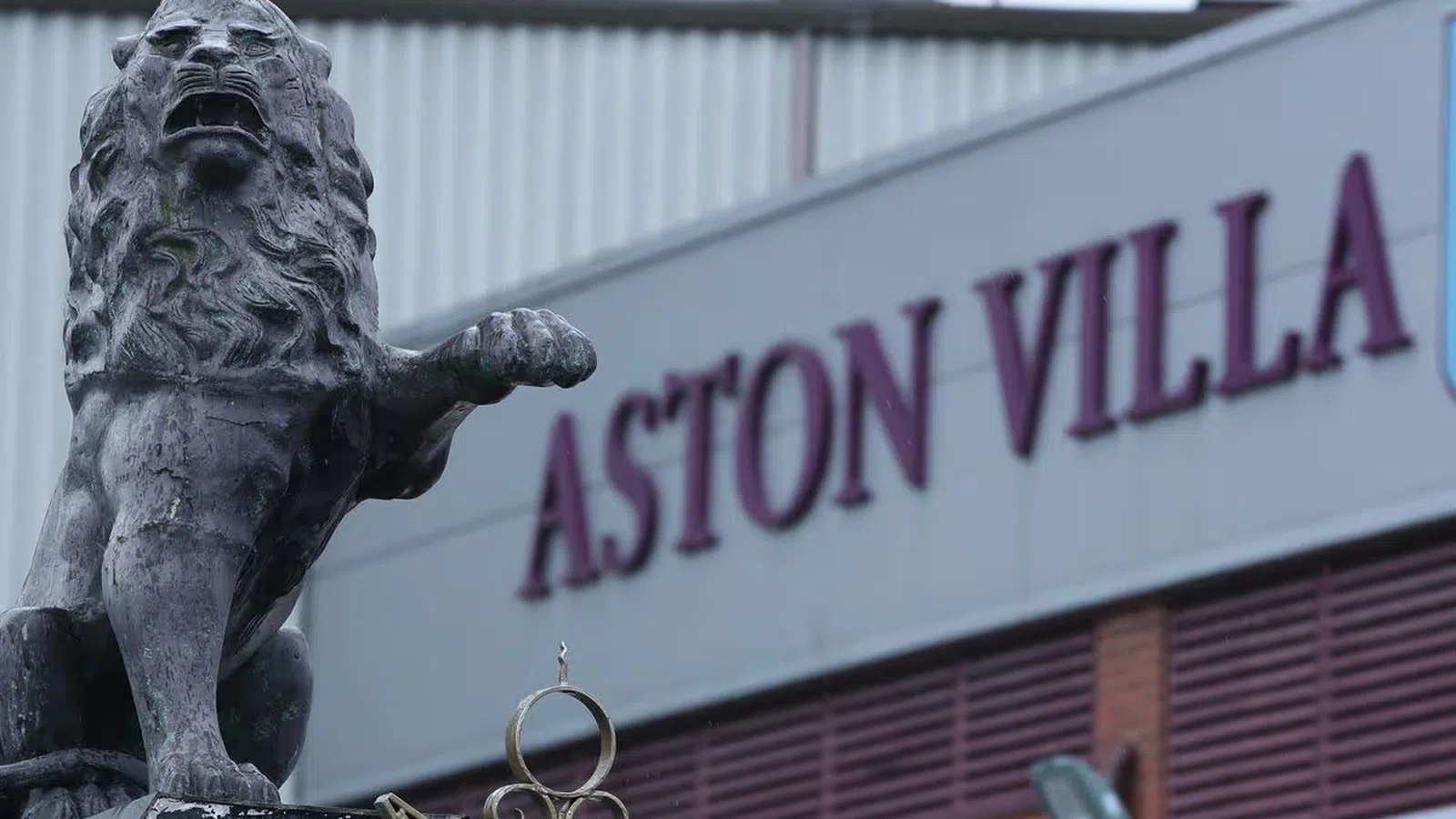 Villa Park thumbnail 5