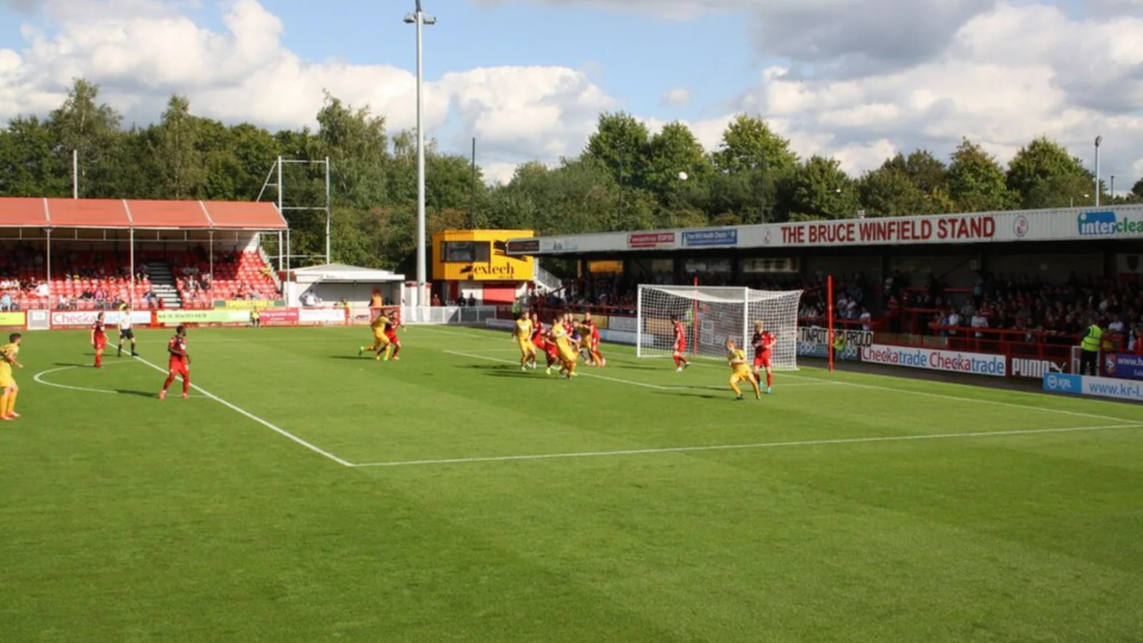 Broadfield Stadium thumbnail 4