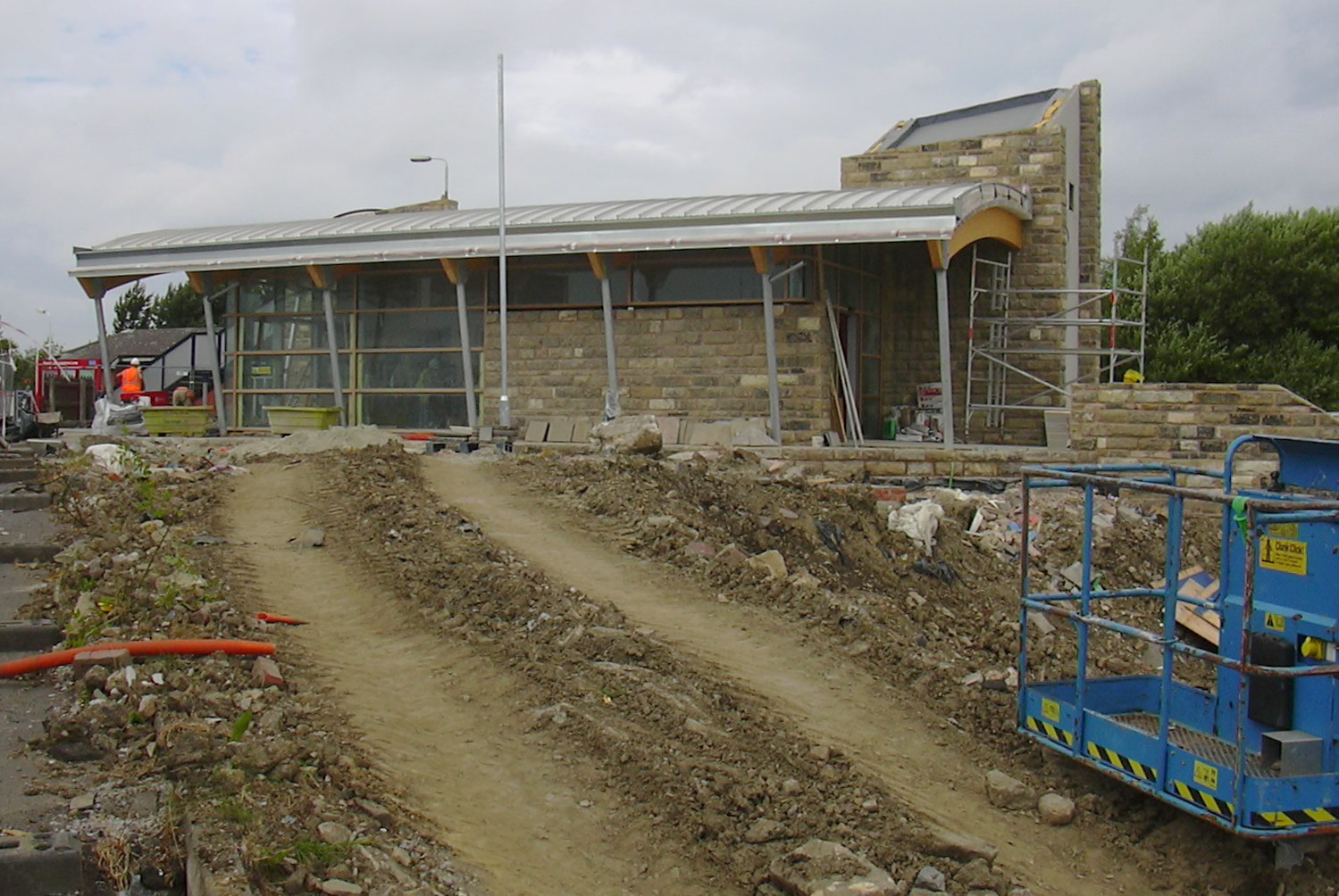 New Accrington Railway Station - geograph.org.uk - 1943064.jpg · Robert Wade · CC BY-SA 2.0