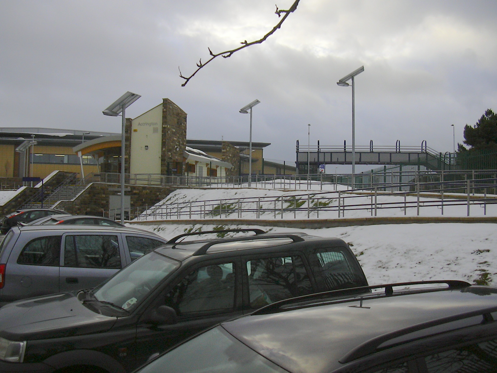 New Accrington Railway Station - geograph.org.uk - 2191683.jpg · Robert Wade · CC BY-SA 2.0