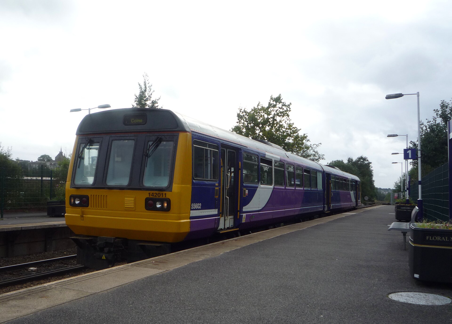 Accrington Railway Station - geograph.org.uk - 5904305.jpg · JThomas · CC BY-SA 2.0