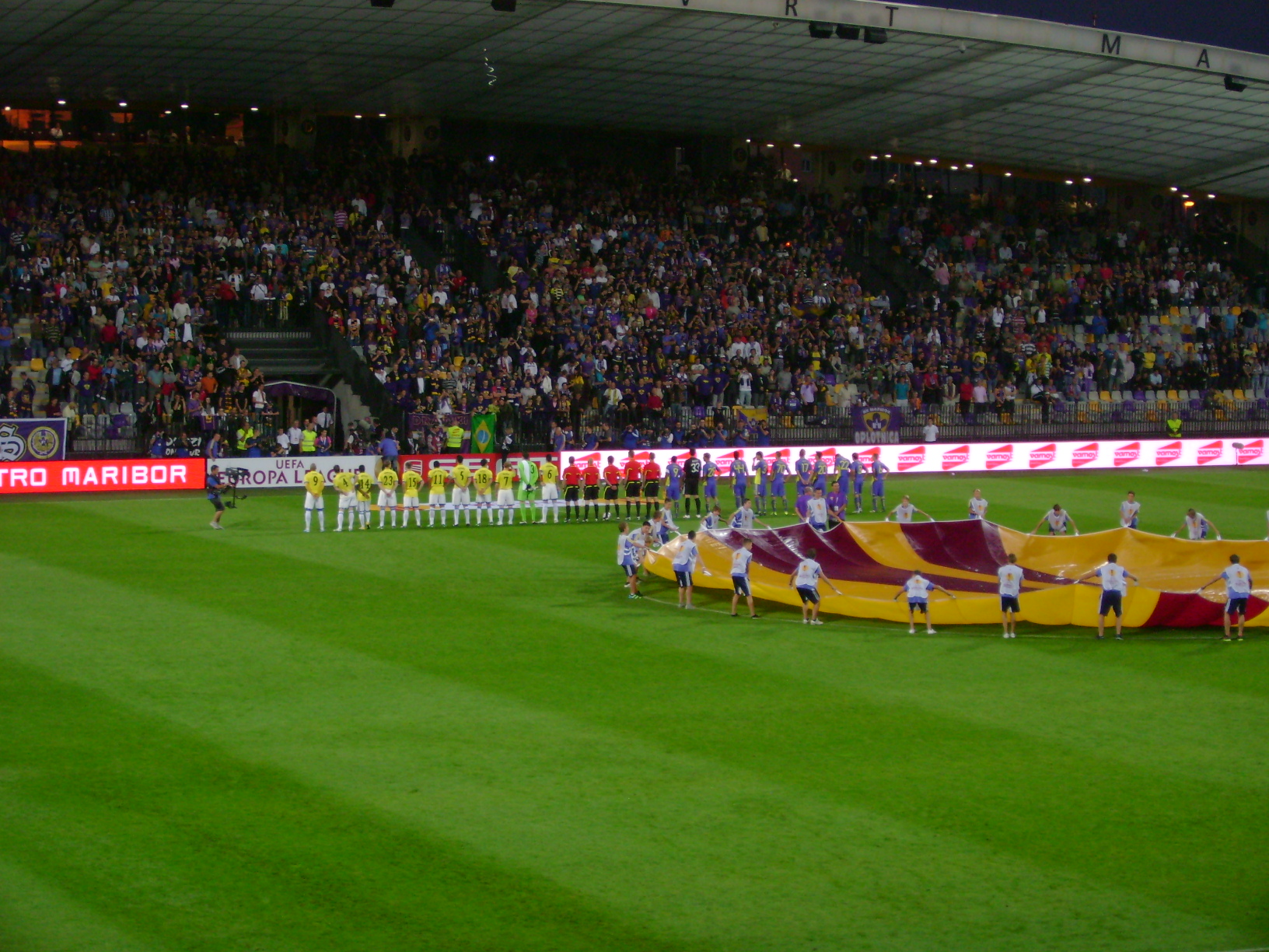 Maribor Birmingham City 2011.jpg · Ratipok · CC0