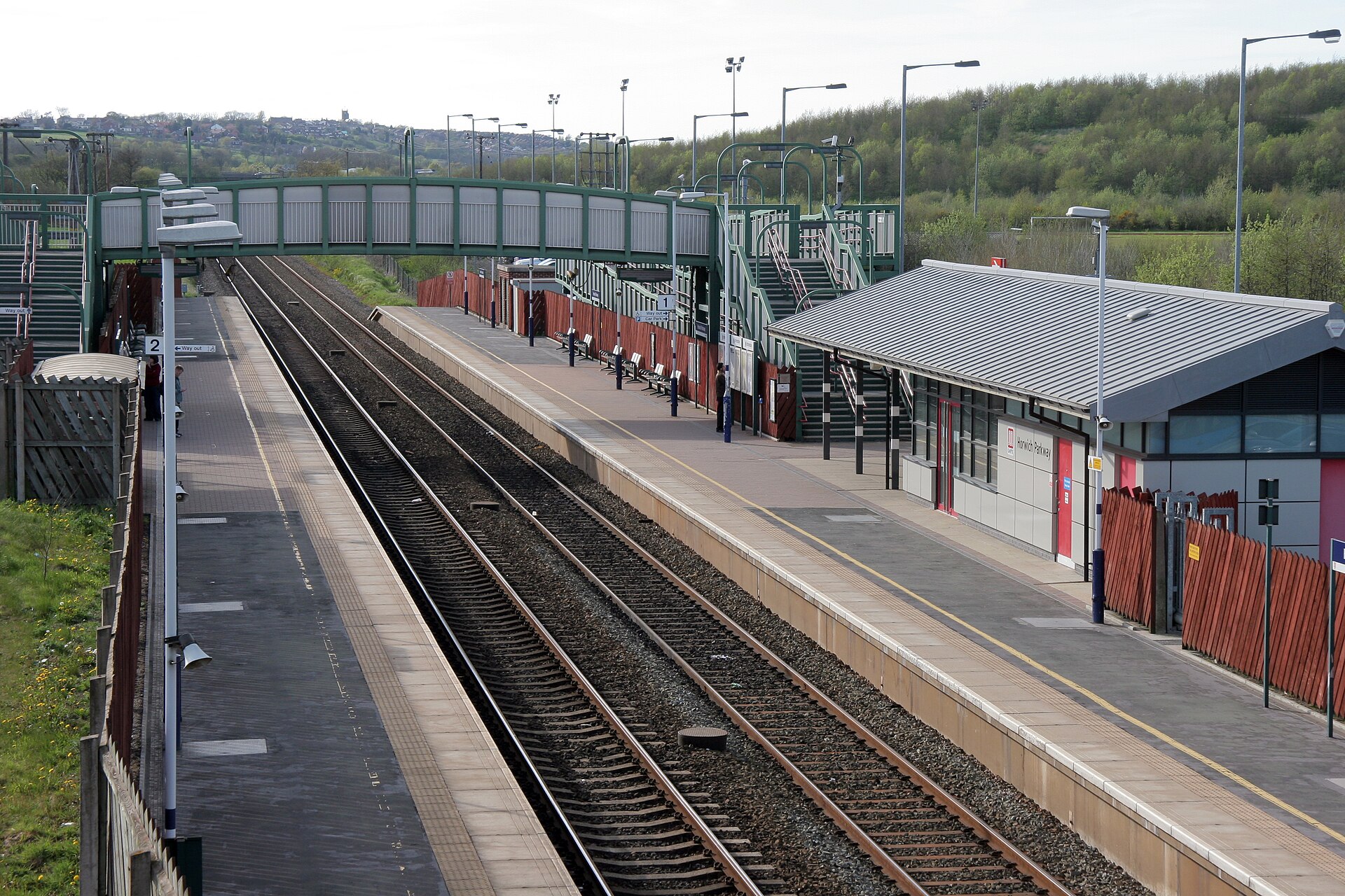 Horwich Parkway Railway Station.JPG · Paypwip · CC BY-SA 4.0