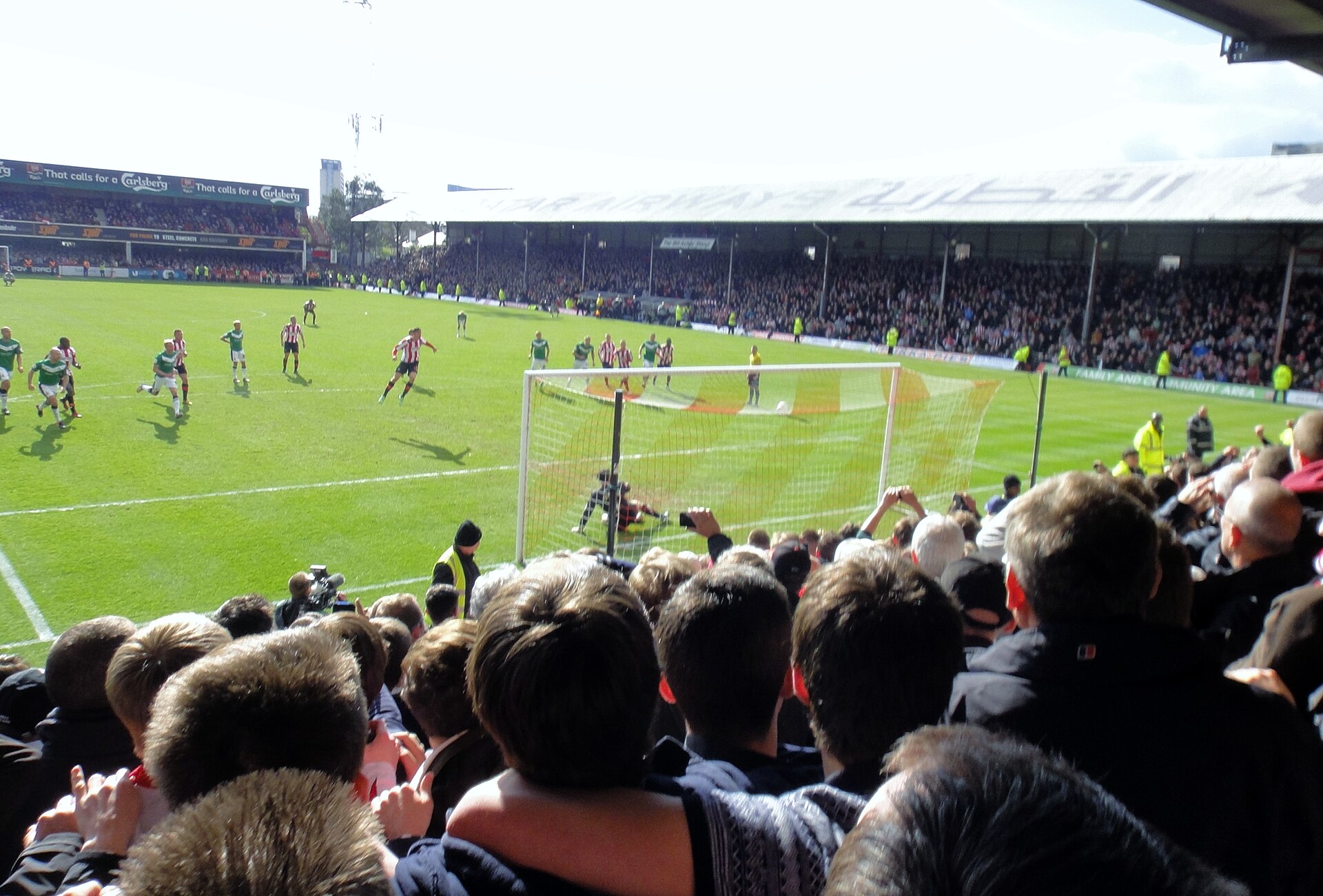Brentford v Doncaster - Inside the Penalty Area - Apr 2013 - One Kick Catastrophe (8727830335).jpg · Gareth Williams from Redhill, England · CC BY 2.0