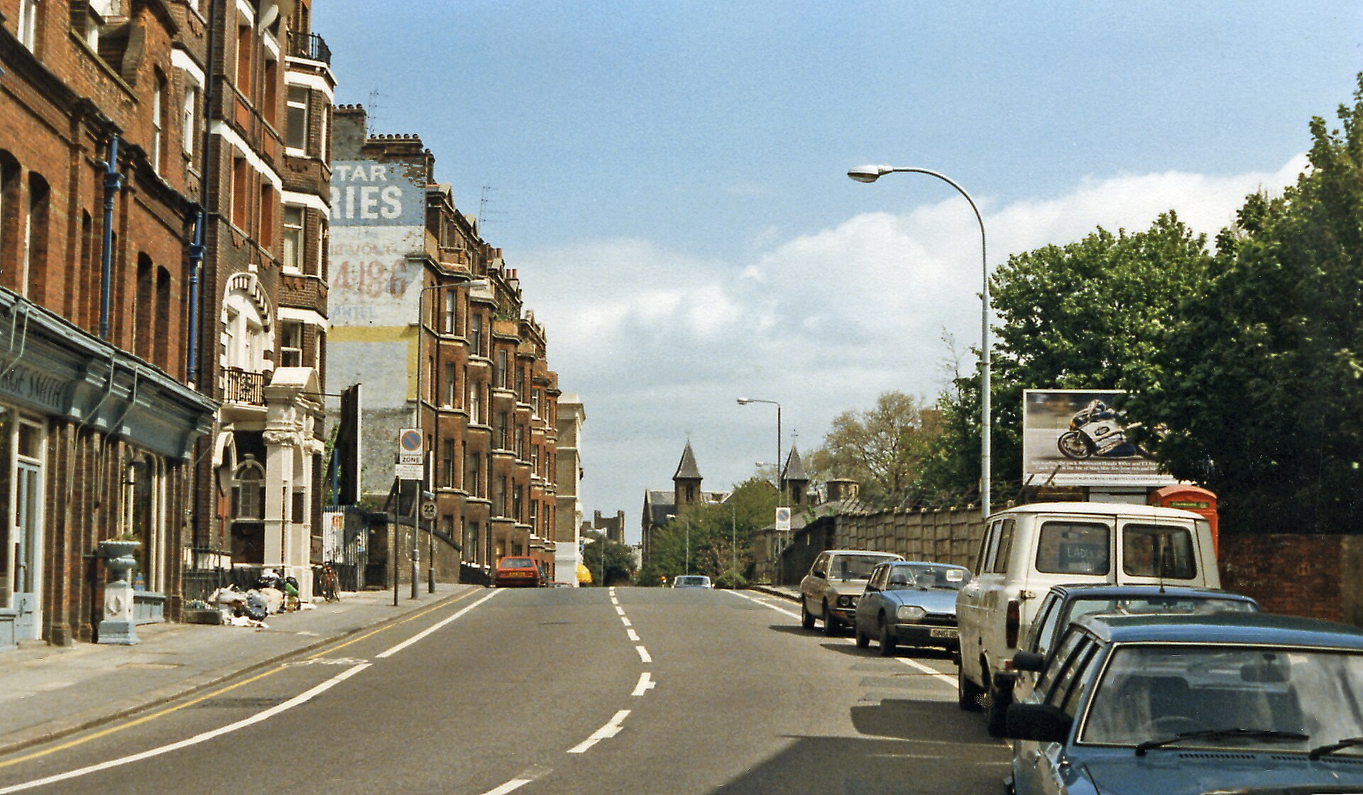 Chelsea & Fulham station site geograph-3302609-by-Ben-Brooksbank.jpg · Ben Brooksbank · CC BY-SA 2.0