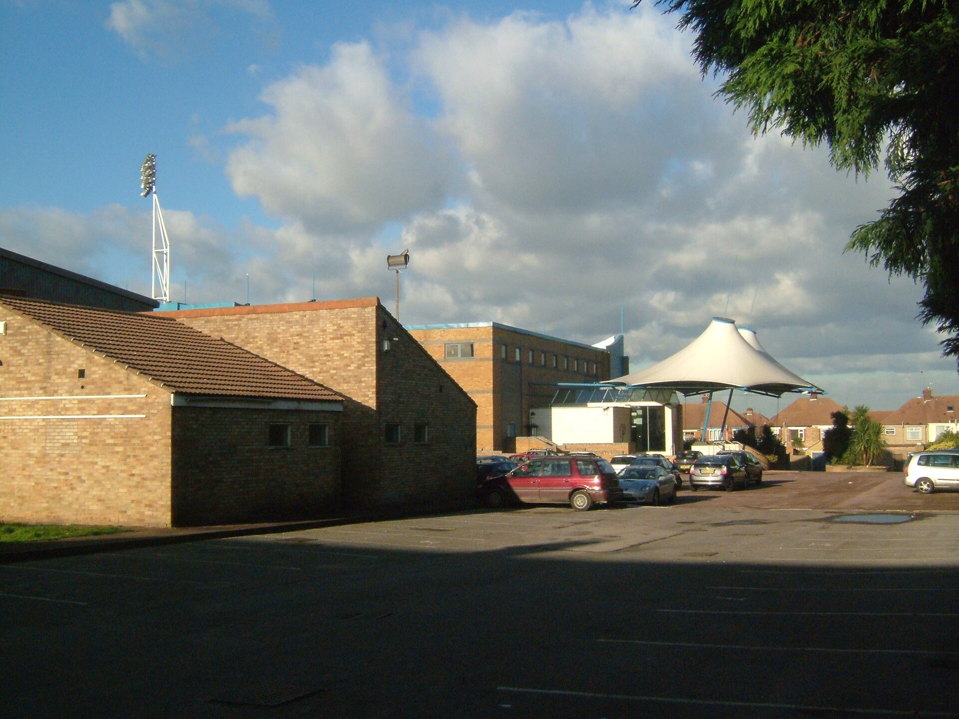 GillinghamPriestfields3984.JPG · Clem Rutter, Rochester Kent · CC BY-SA 3.0