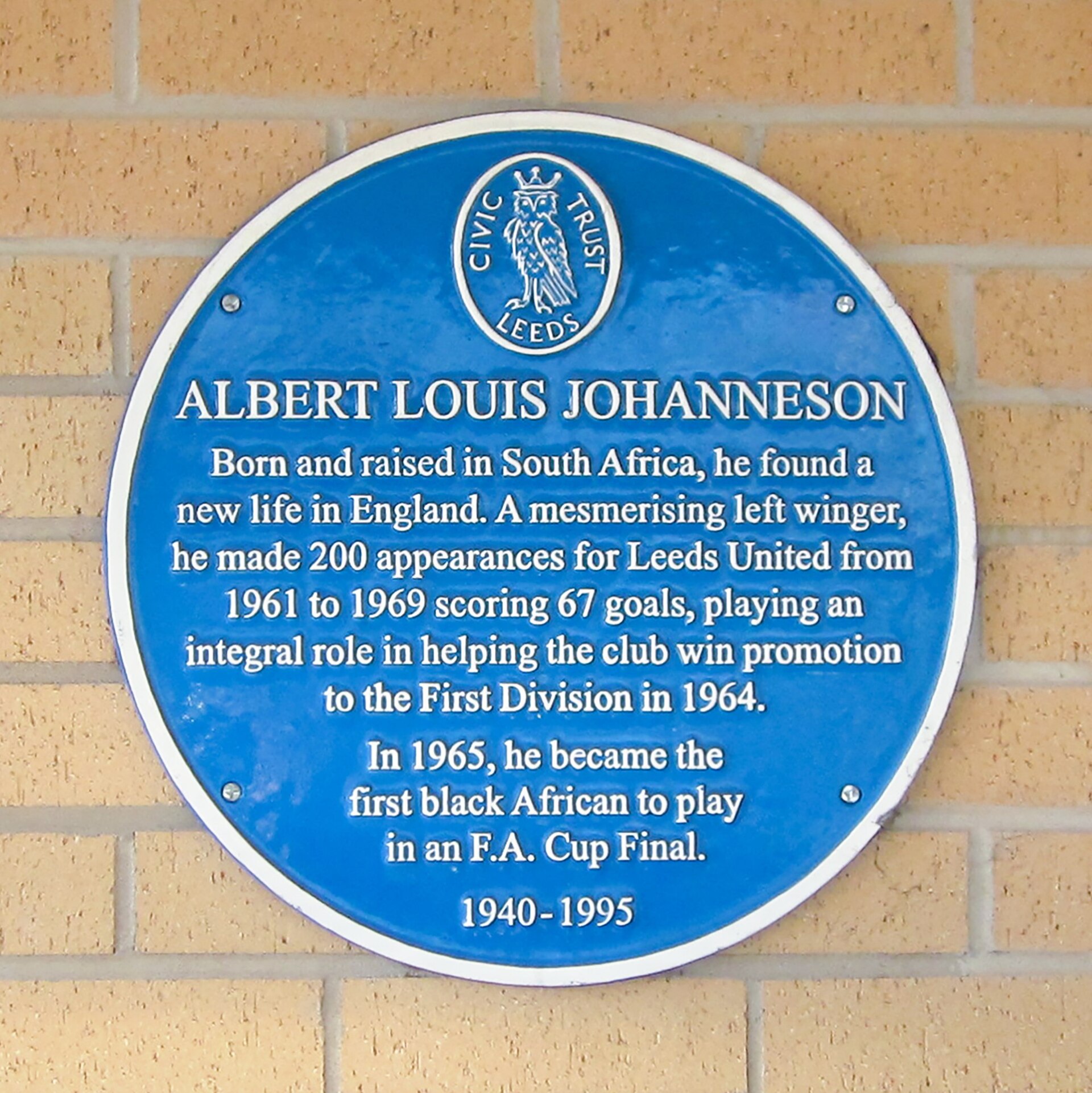 Albert Johanneson plaque Jan 2022.jpg · Chemical Engineer · CC BY-SA 4.0