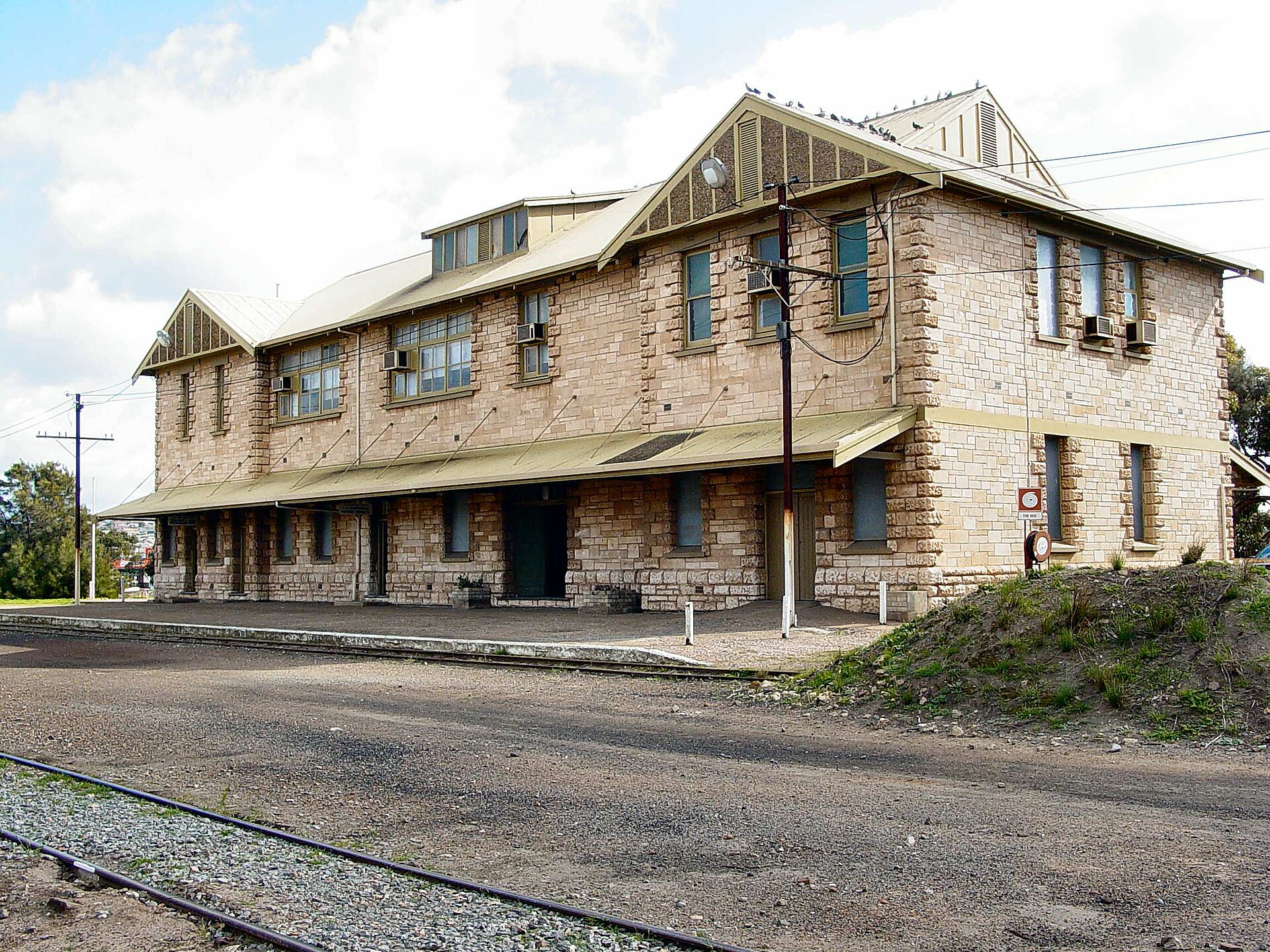 Port Lincoln Railway Station DSC04661.JPG · Yewenyi at English Wikipedia · CC BY-SA 3.0