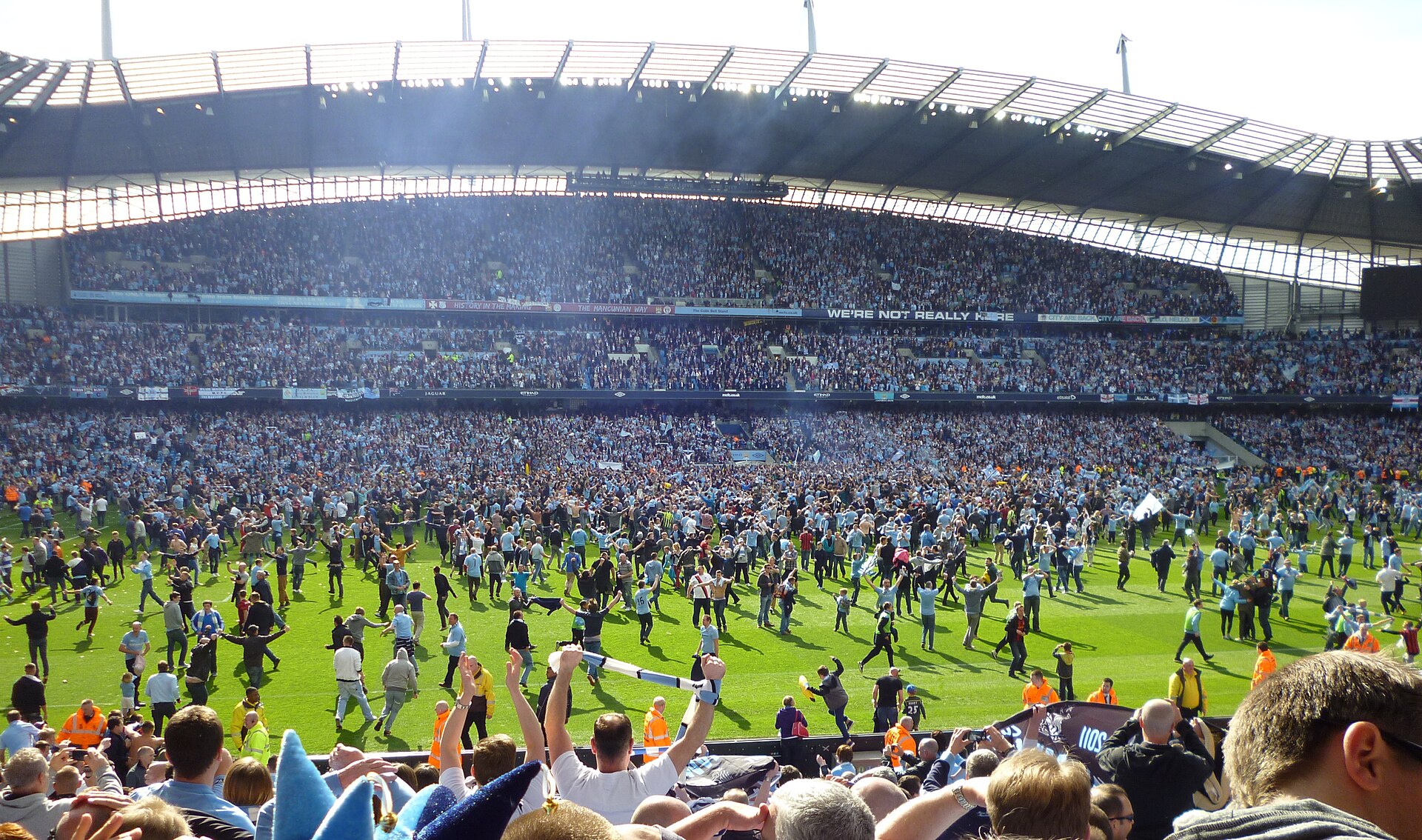 Manchester City pitch invasion.JPG · Oldelpaso · CC BY-SA 3.0