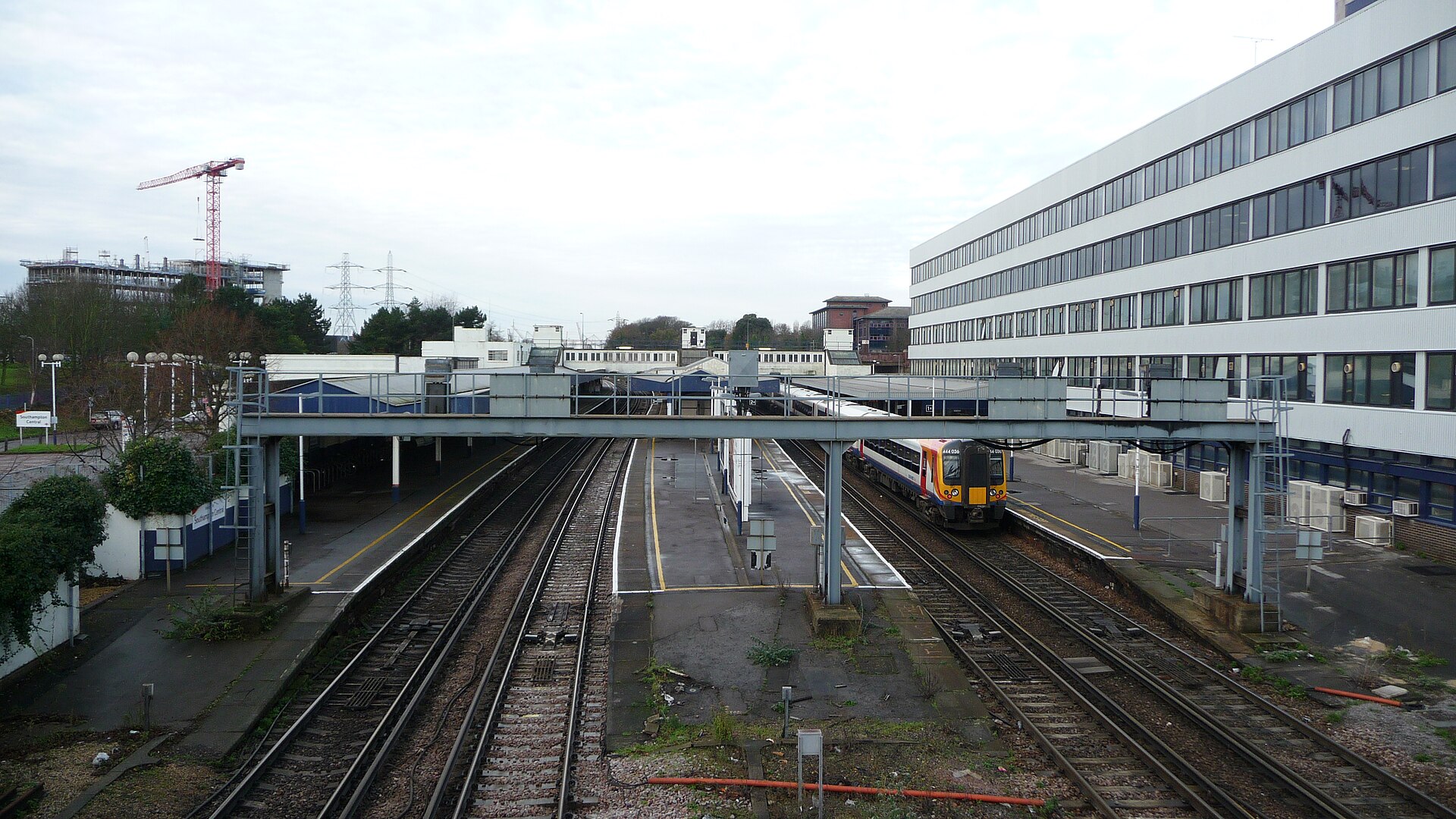 Southampton Central railway station during tunnel works.JPG · Arriva436 · CC BY-SA 3.0