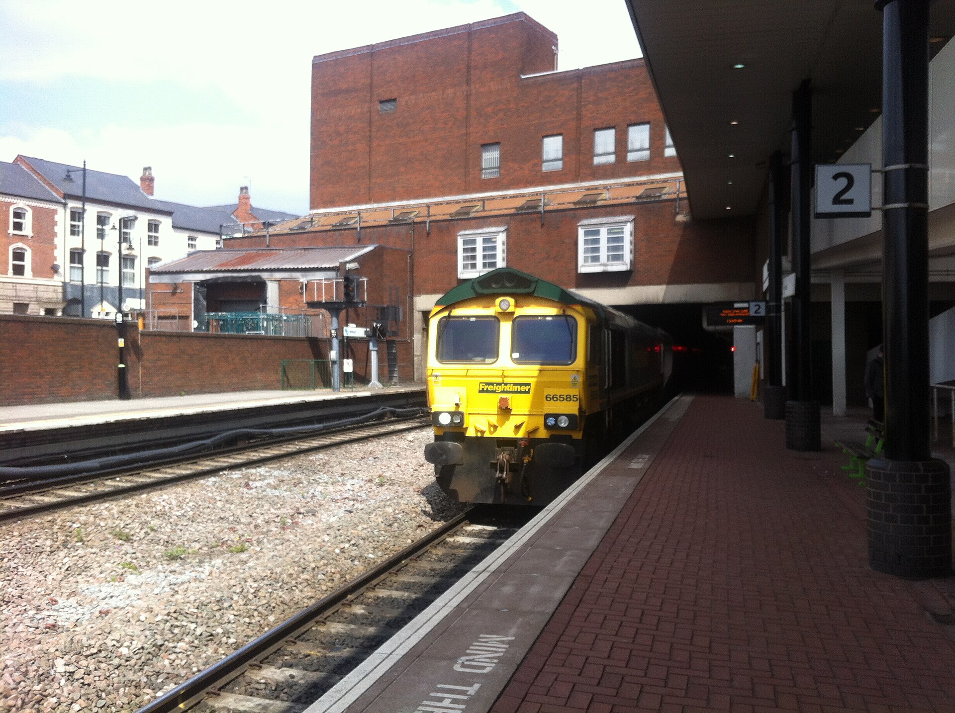 Walsall railway station.p4.jpg · Ryan kirk · CC BY-SA 3.0