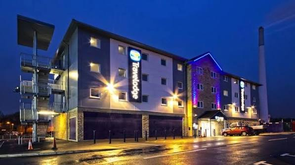 Travelodge Huddersfield